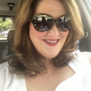 Meet your Posher, Shari